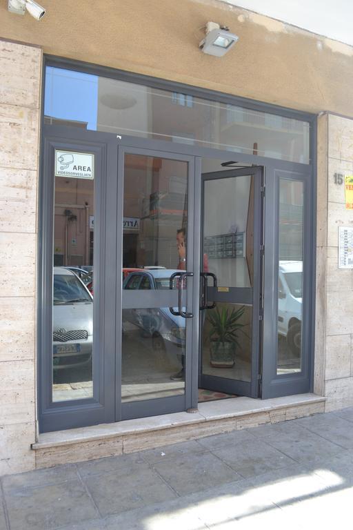 A Tre Passi Dal Centro Hotel Palermo Exterior photo